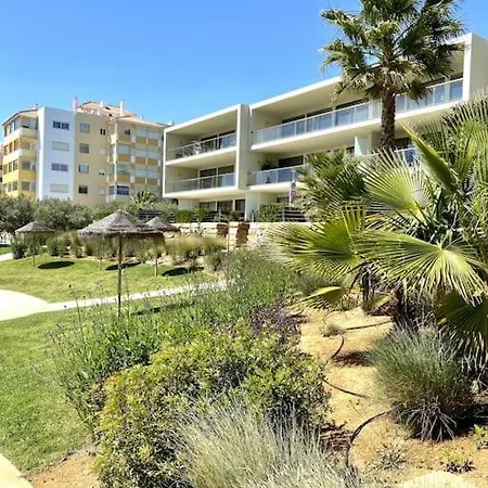 New Stunning Ocean Aprt In 